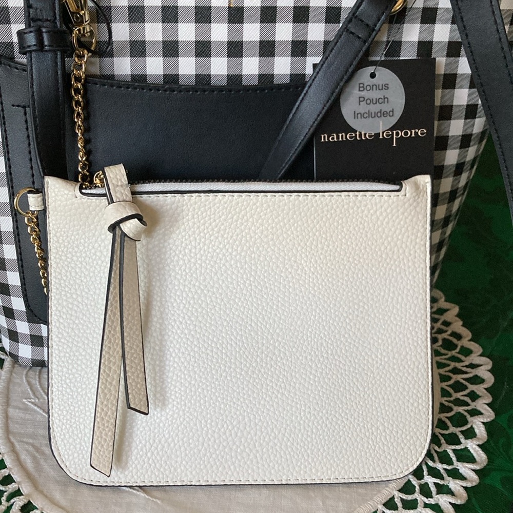NWT NANETTE LEPORE Black/white gingham, appx 9” high, 13” x 5”. $63 - Picture 4 of 11